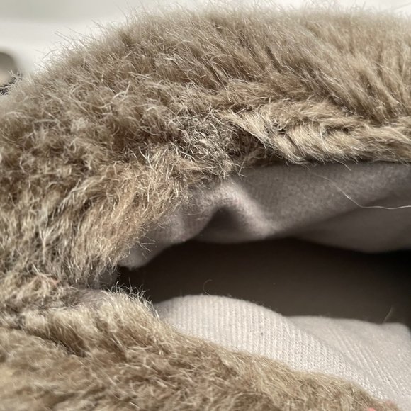 Koala Bear Slippers - Picture 10 of 12